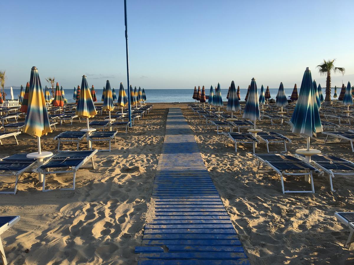 Spacious 2 Bedroom Apartment In Durres Beach Extérieur photo